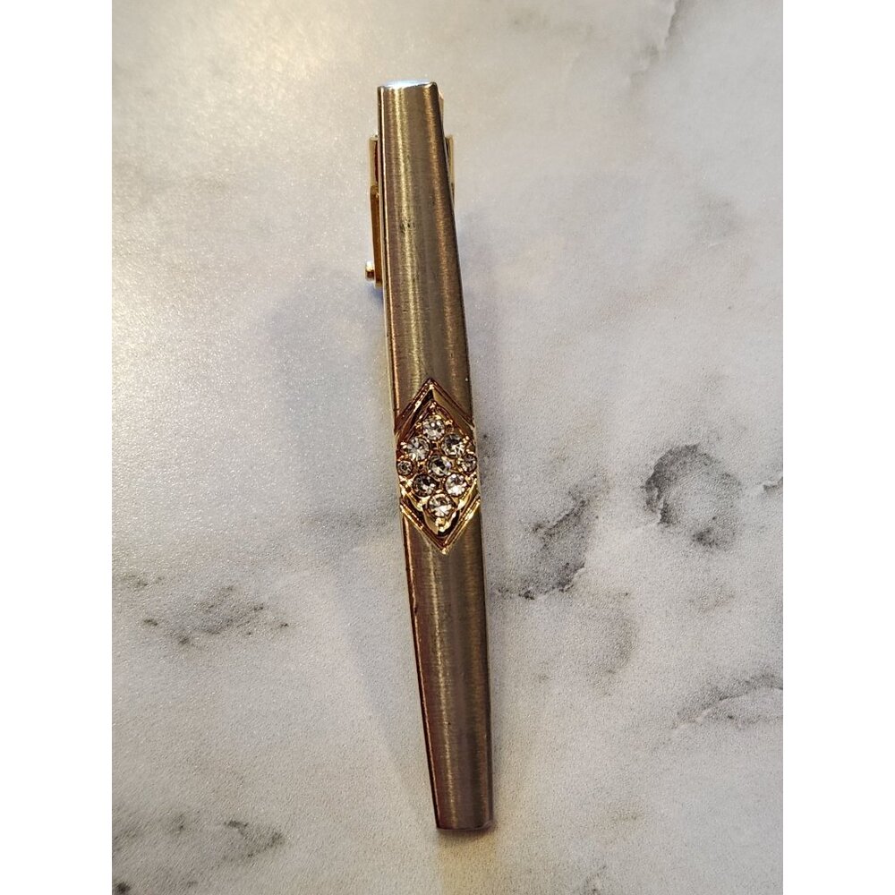 Vintage Gold Tone Tie Clip With Rhinestone Accent